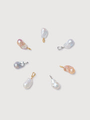 Moon Petal チャーム